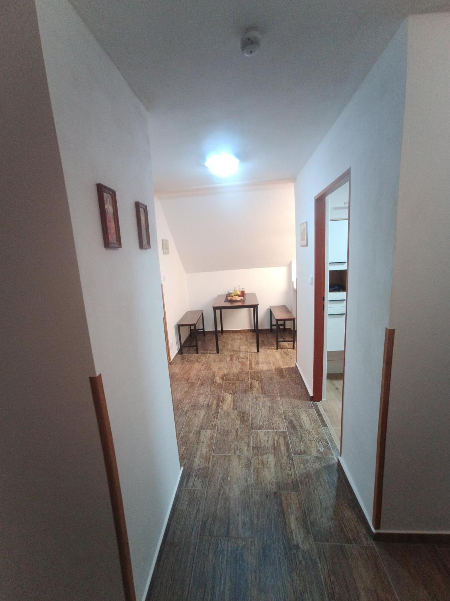 Zimmeruv Statek Mikulasovice Ngoại thất bức ảnh